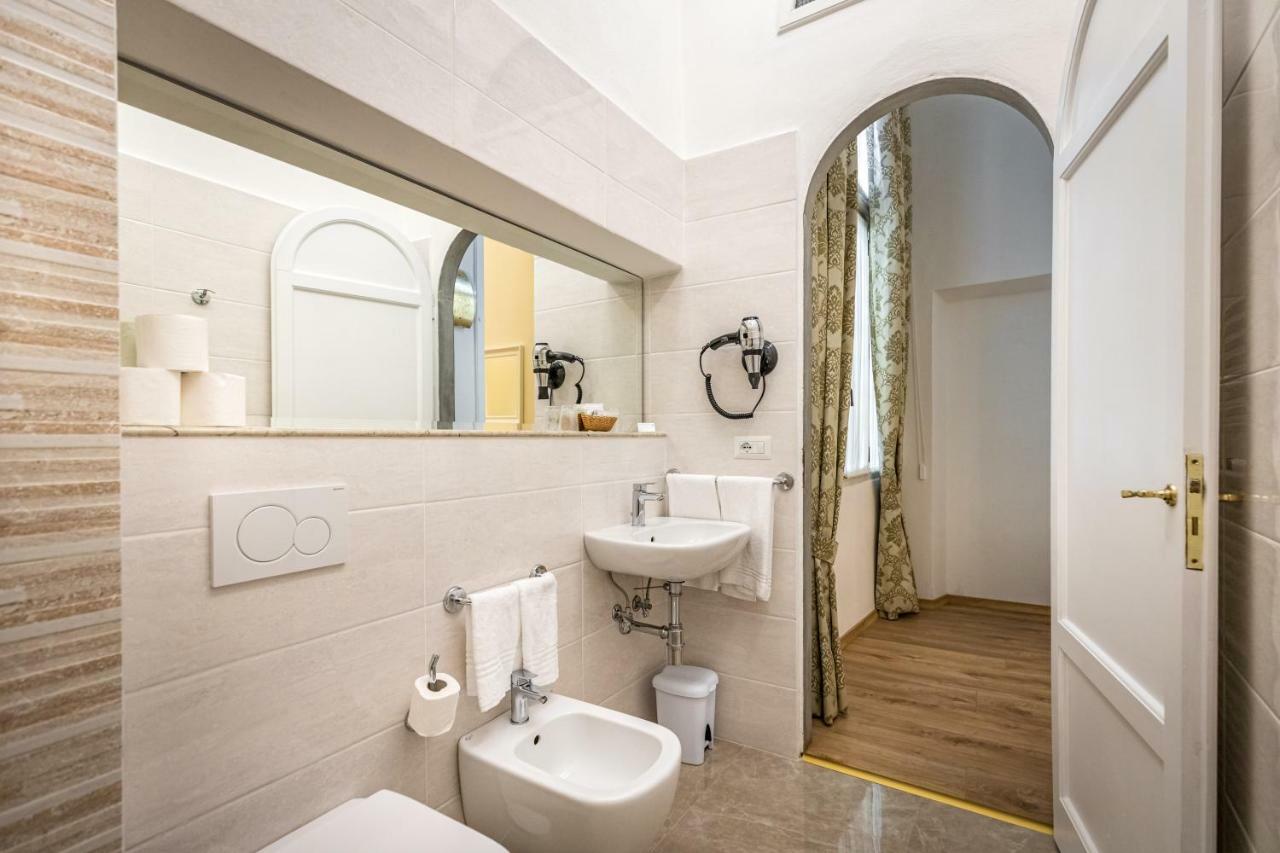 Residenza Alessandra Флоренция Экстерьер фото